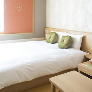 Standard Queen Room Tatami Floor